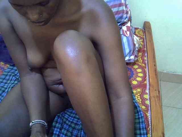 Curvy-goddessa webcam