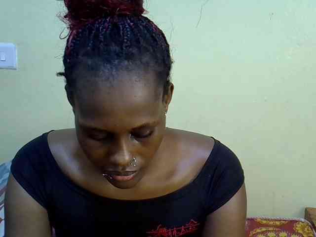 Curvy-goddessa webcam