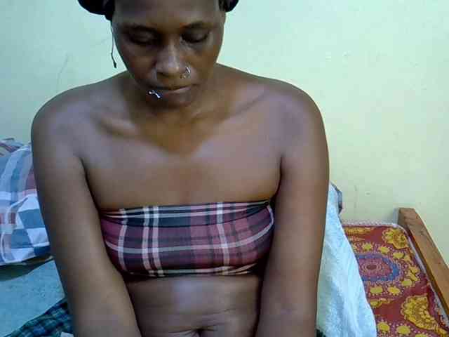 Curvy-goddessa webcam