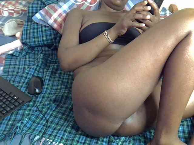 Curvy-goddessa webcam