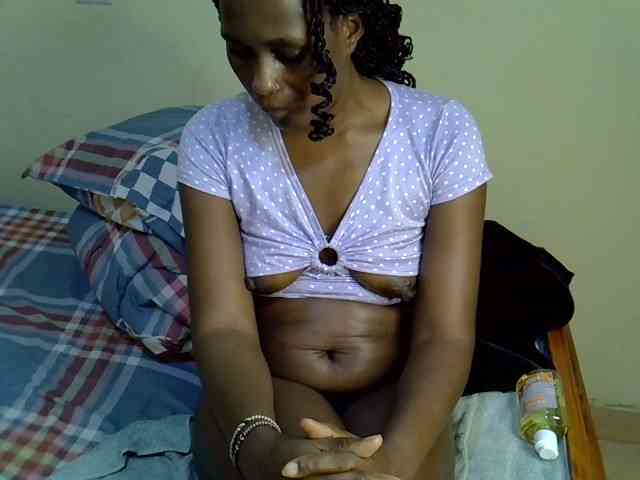 Curvy-goddessa webcam