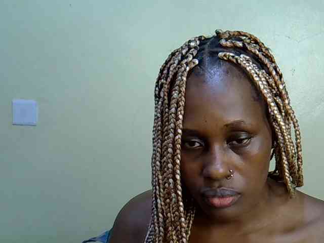 Curvy-goddessa webcam