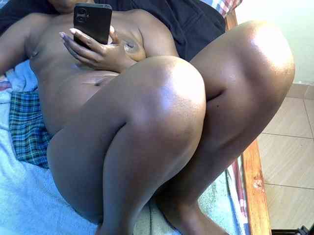 Curvy-goddessa webcam