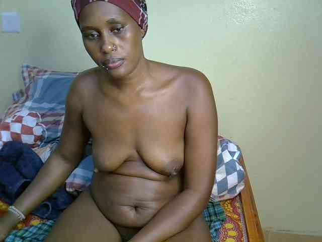 Curvy-goddessa webcam