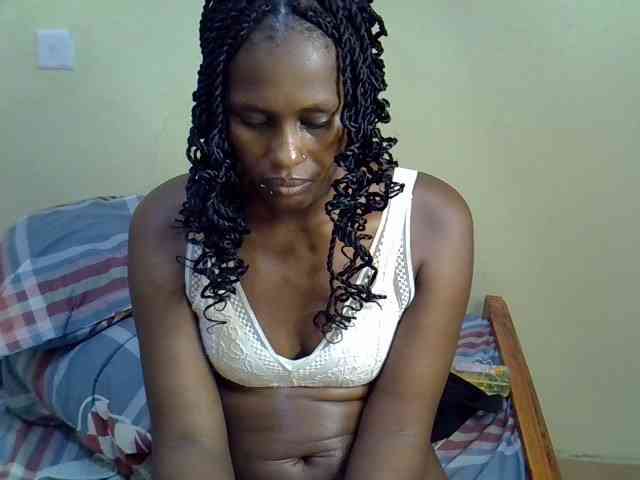 Curvy-goddessa webcam