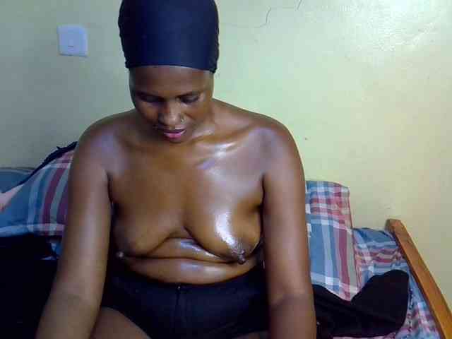 Curvy-goddessa webcam