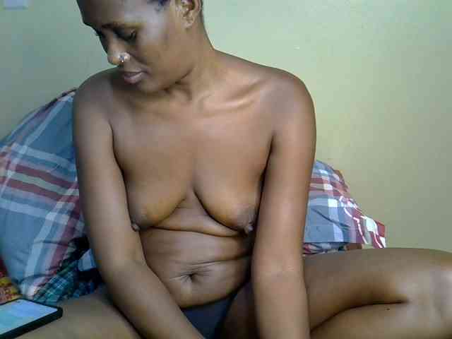 Curvy-goddessa webcam