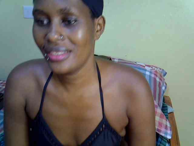 Curvy-goddessa webcam