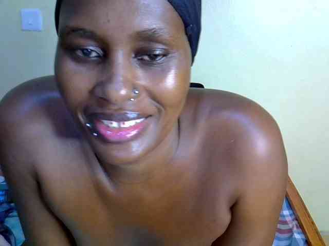 Curvy-goddessa webcam