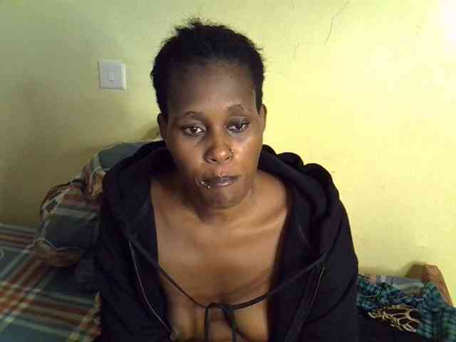 Curvy-goddessa webcam