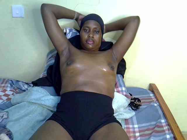 Curvy-goddessa webcam