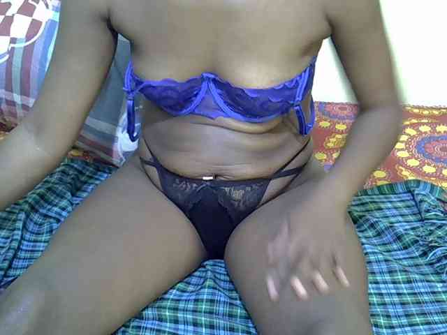 Curvy-goddessa webcam