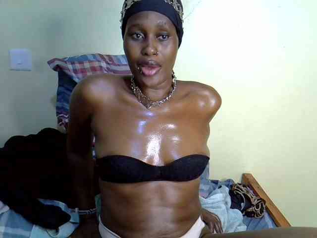 Curvy-goddessa webcam