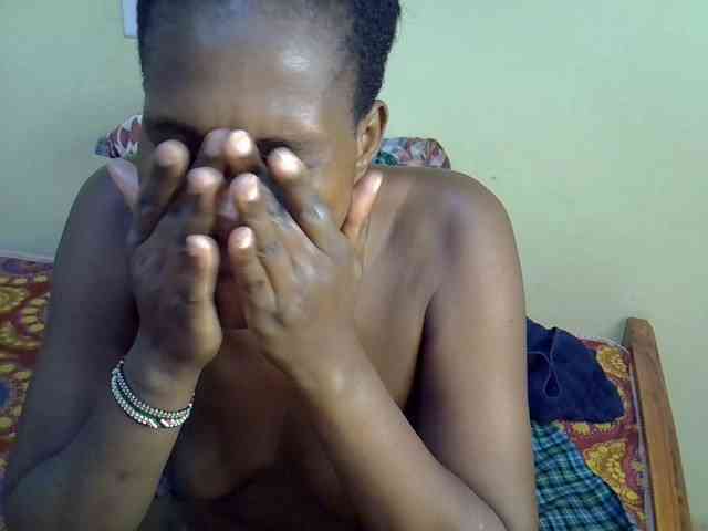 Curvy-goddessa Live Webcam on BongaCams