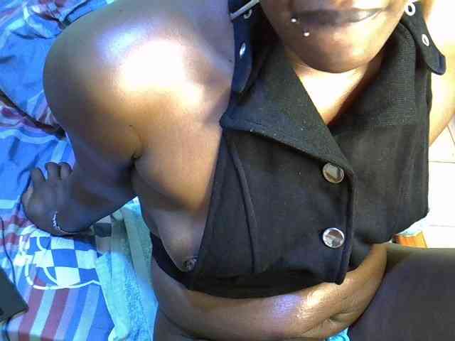 Curvy-goddessa webcam