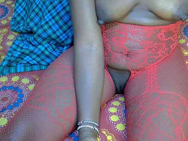 Curvy-goddessa webcam