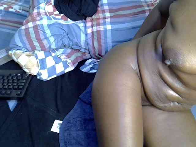 Curvy-goddessa webcam