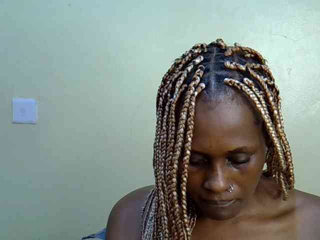 Curvy-goddessa webcam