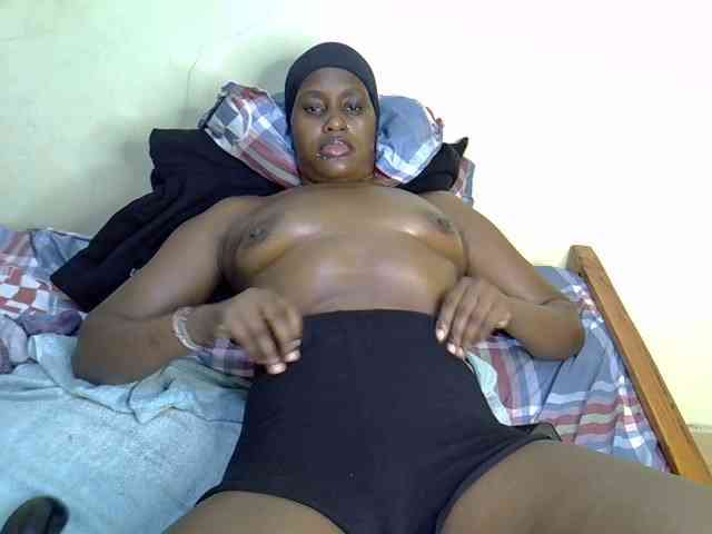 Curvy-goddessa webcam