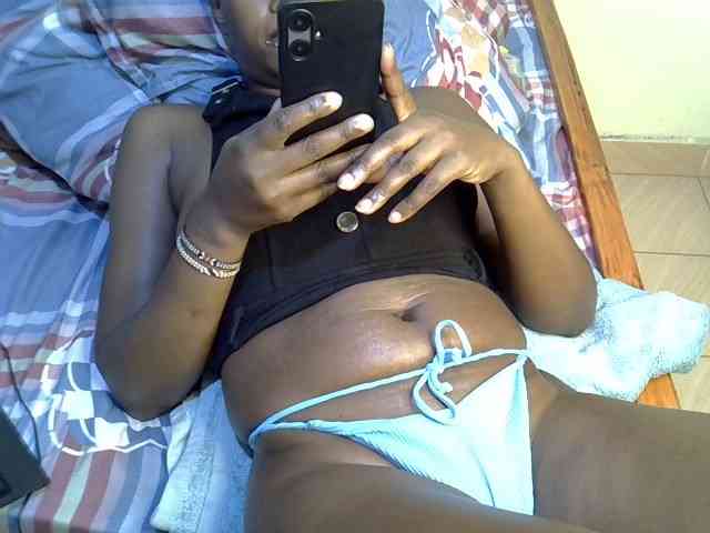 Curvy-goddessa webcam