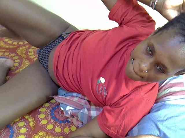 Curvy-goddessa webcam