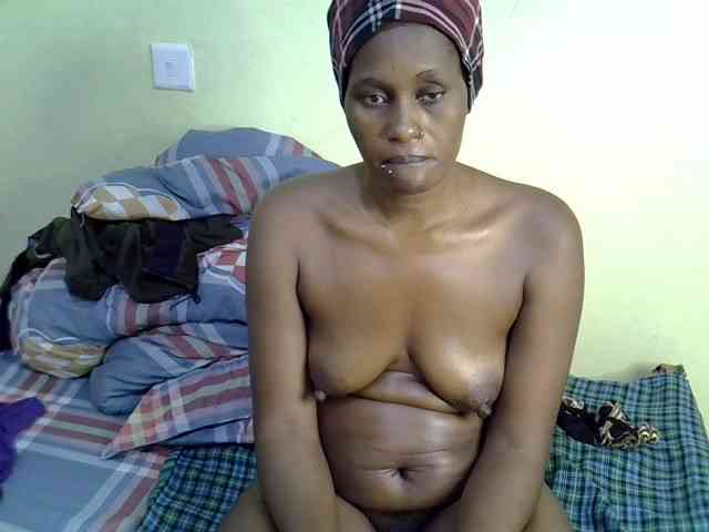 Curvy-goddessa webcam