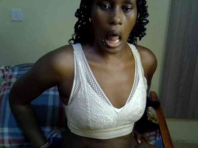 Curvy-goddessa webcam