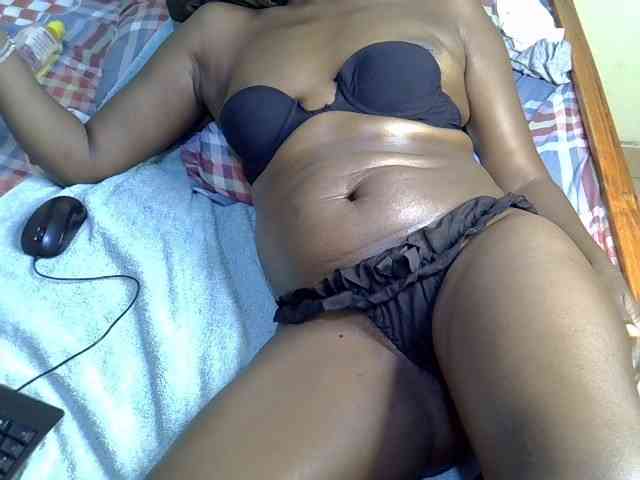 Curvy-goddessa webcam