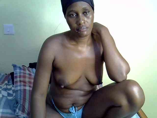 Curvy-goddessa webcam