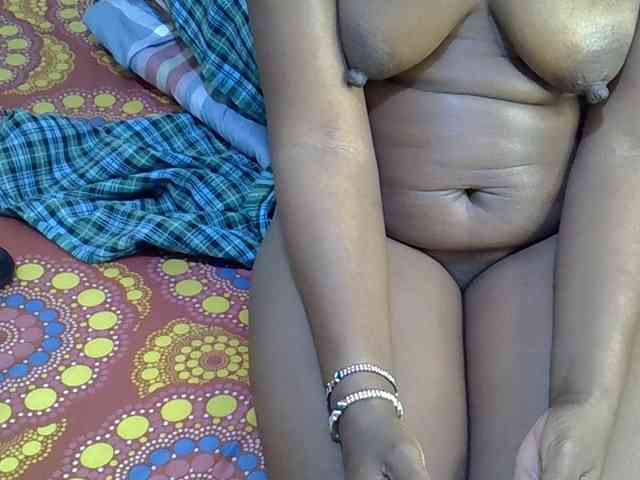 Curvy-goddessa webcam