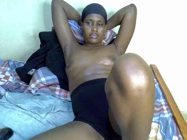 Curvy-goddessa webcam