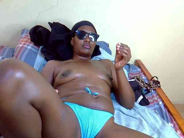 Curvy-goddessa webcam