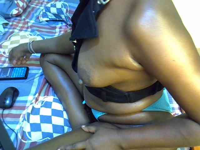 Curvy-goddessa webcam