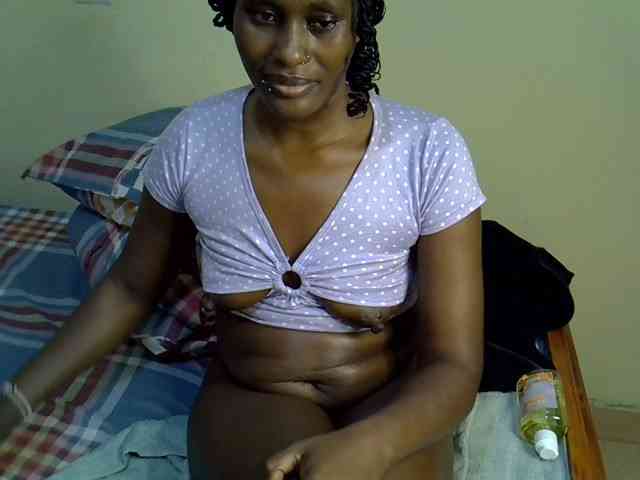 Curvy-goddessa webcam