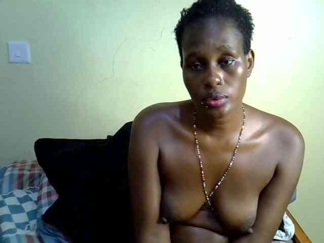 Curvy-goddessa webcam