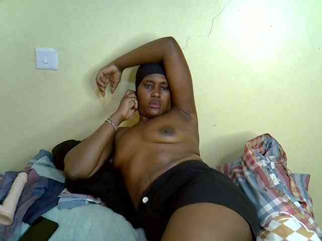 Curvy-goddessa webcam