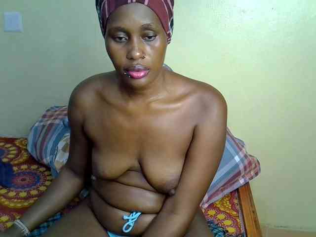 Curvy-goddessa webcam