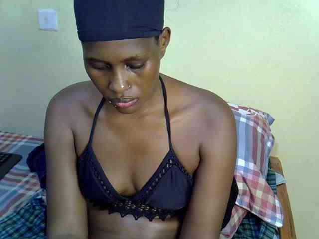 Curvy-goddessa webcam