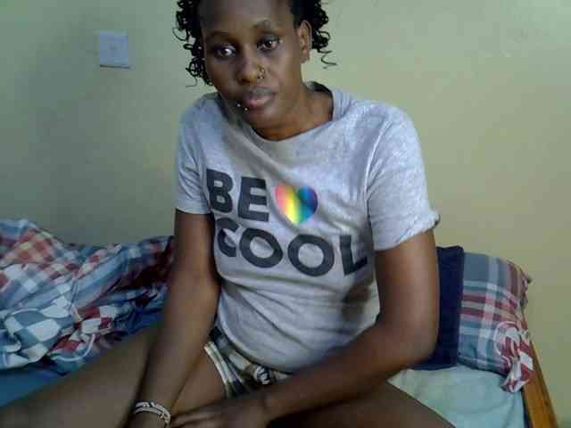 Curvy-goddessa webcam