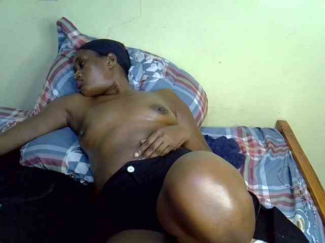 Curvy-goddessa webcam