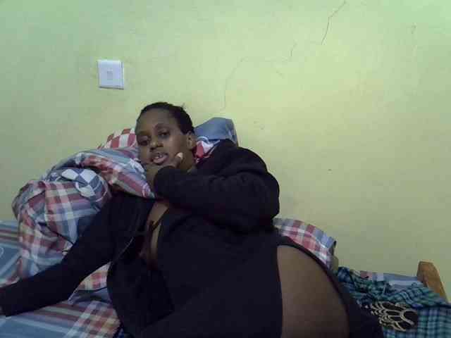 Curvy-goddessa Curvy-goddessa