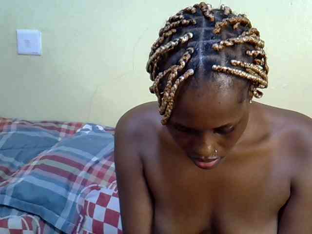 Curvy-goddessa webcam