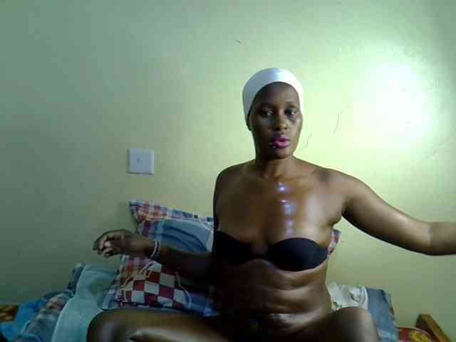 Curvy-goddessa webcam