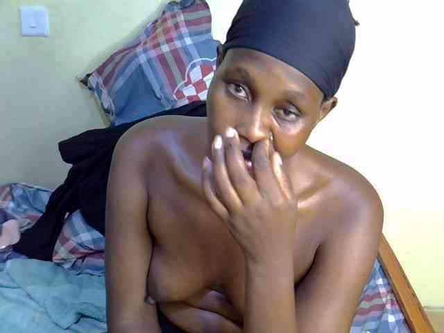 Curvy-goddessa webcam