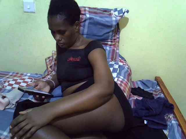 Curvy-goddessa webcam