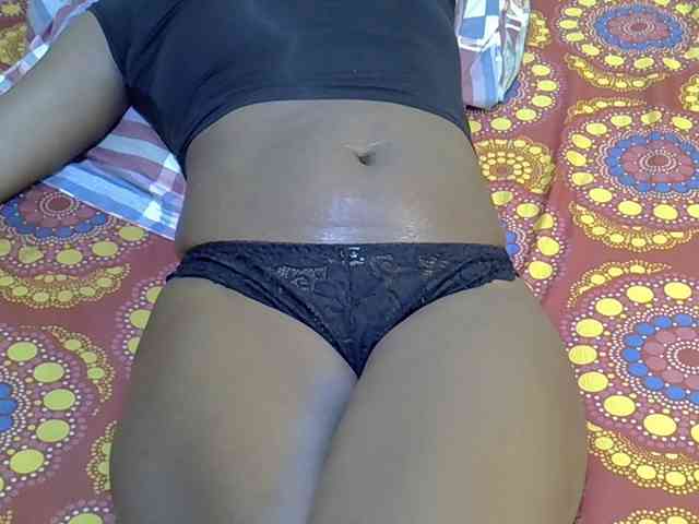 Curvy-goddessa Live Webcam on BongaCams