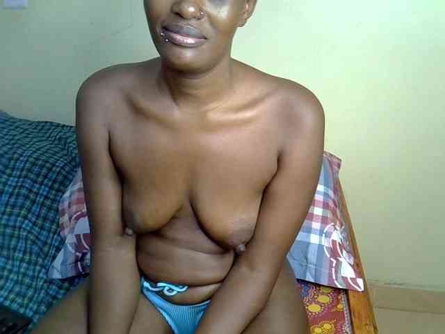 Curvy-goddessa webcam