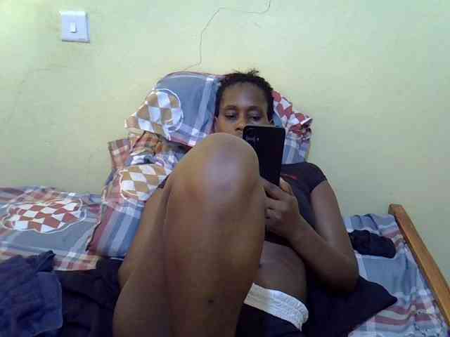 Curvy-goddessa webcam