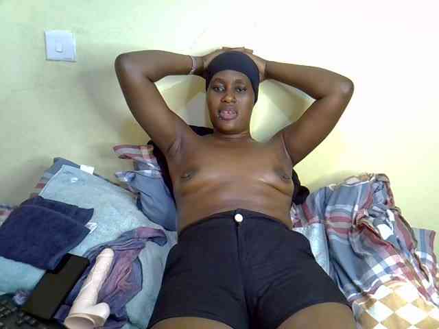 Curvy-goddessa webcam