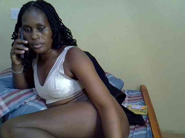 Curvy-goddessa webcam